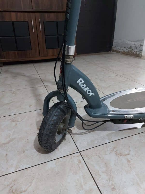 Razon Electric Scooter 2