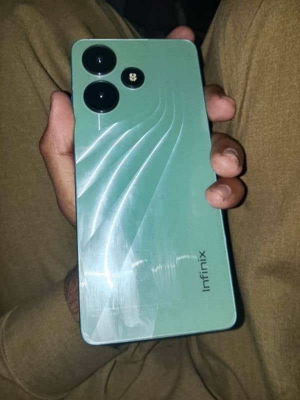 infinix Hot 30 best phone in 10/10 Condition 1