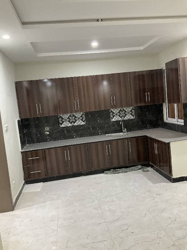 2 Bed For Sale in Gulberg D markaz 4