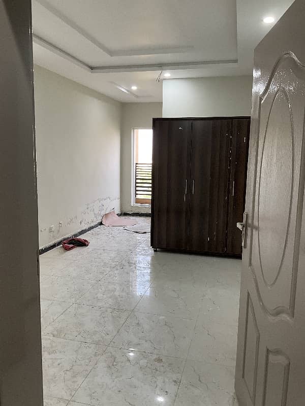 2 Bed For Sale in Gulberg D markaz 6