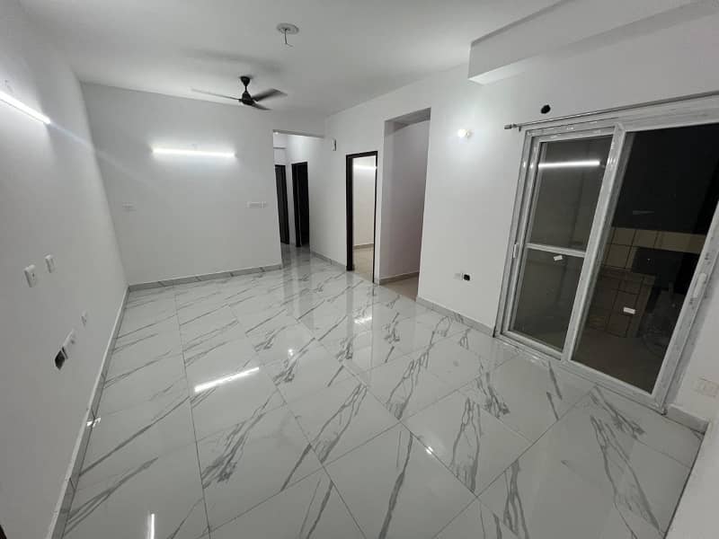 STUDIO 1BED FOR SALE IN GULBERG GREEN 0