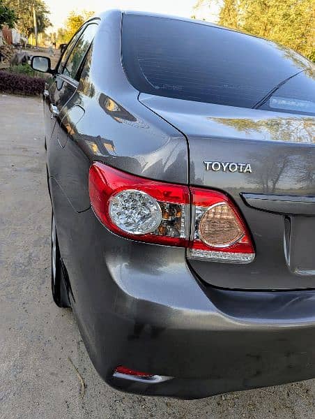 Toyota Corolla GLI 2012 3