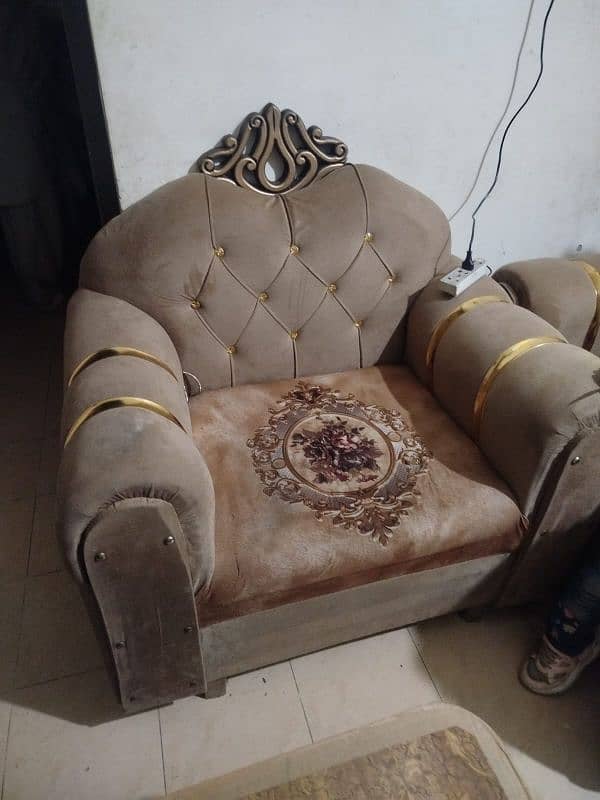 sofa set for sale only 4 munth use 0