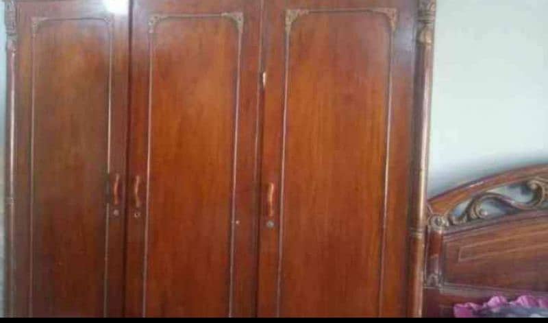 pure wooden 3 door cupboard 1