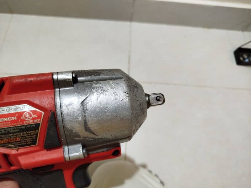 Milwaukee Impact Wrench (Heavy duty) 3