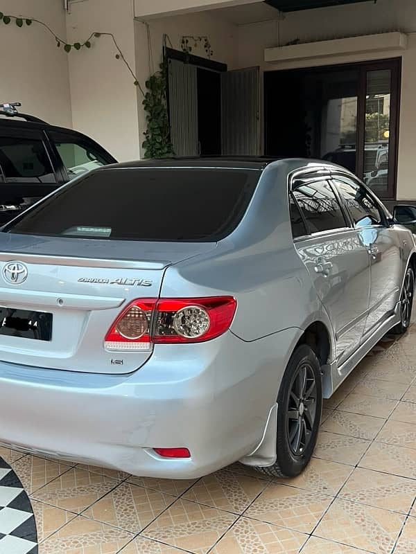 Toyota Corolla Altis 2013 0