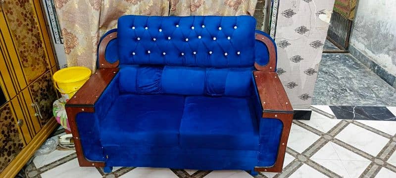 sofa good condition 3 piece. 03271550609 1