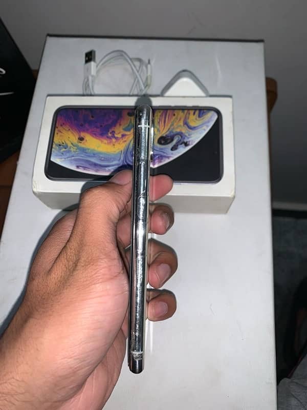 IPhone XS 64GB PTA Approved 9