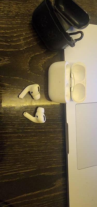 original apple airpods pro a2190 wireless charging 0