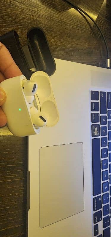 original apple airpods pro a2190 wireless charging 6