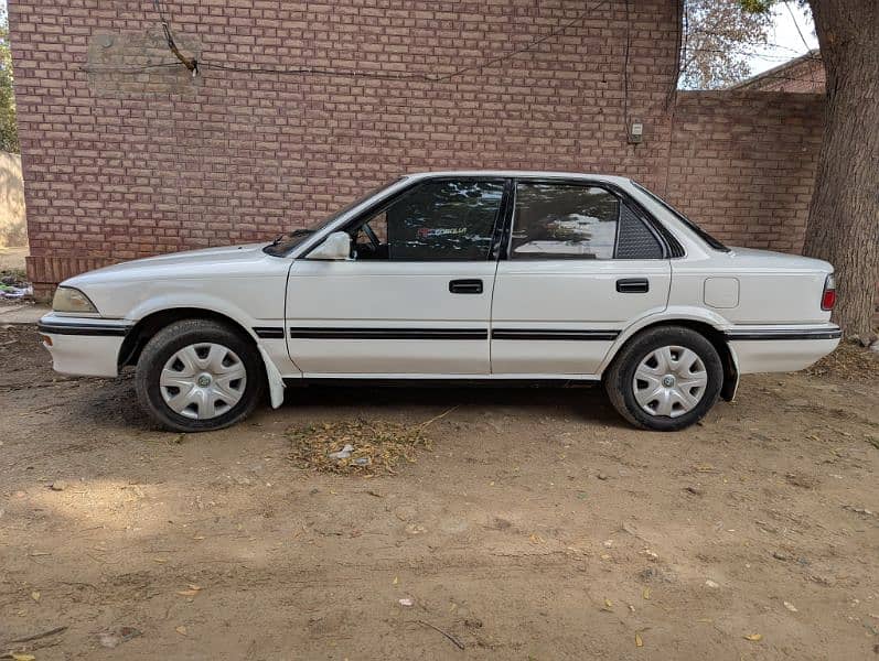 Toyota Corolla 2.0 D 1990 3