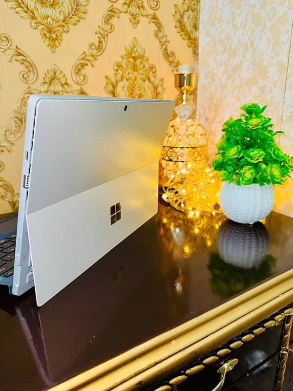 Microsoft surface pro 7 i7-10th Generation 7