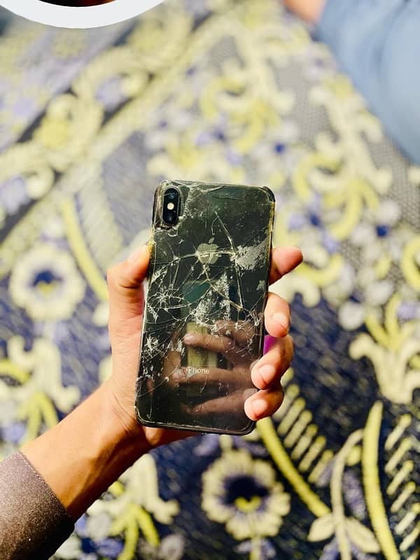 iPhone XS Max 256gb factory unlock 1