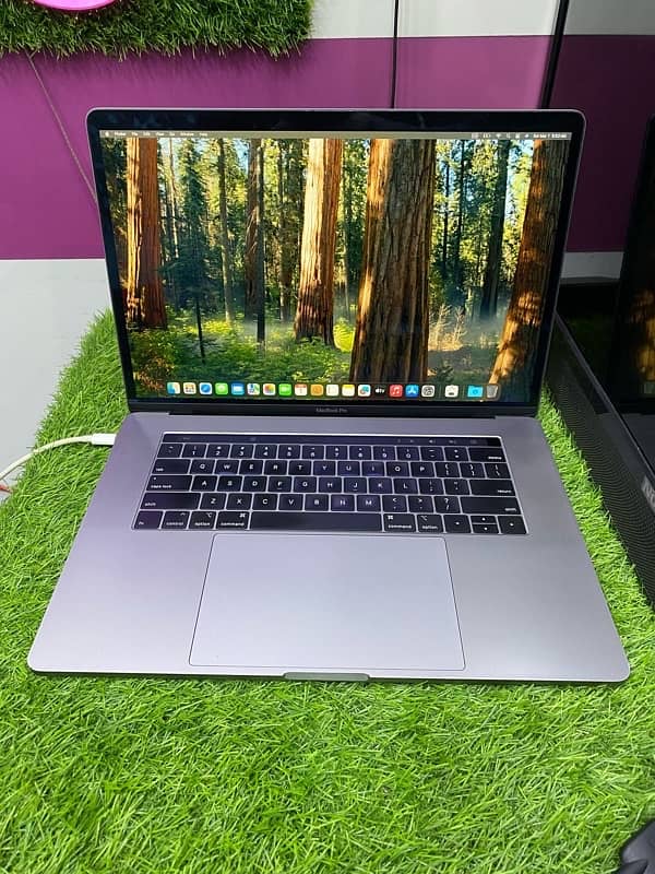 Apple MacBook pro 2019 i9 16/512 gb /- 03461809478 0