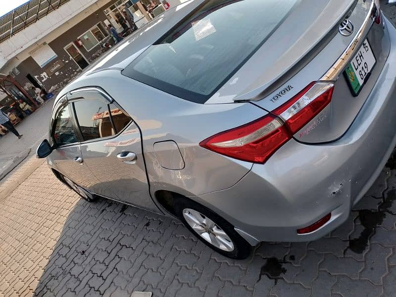 Toyota Corolla Altis 2015 3