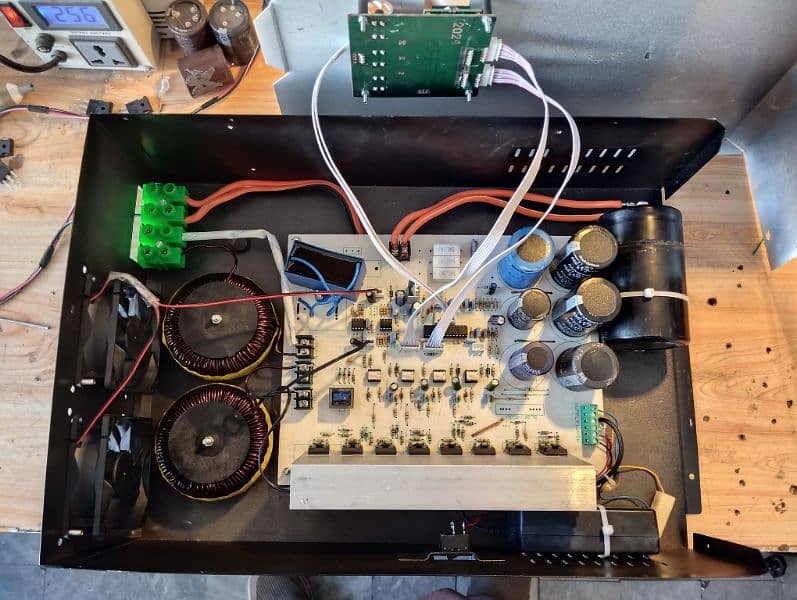 Off Grid solar Inverter 2