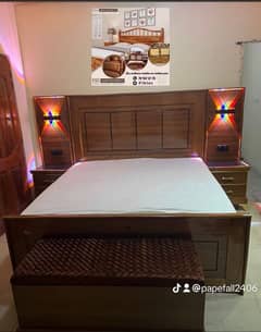 bedroom set / luxury furniture