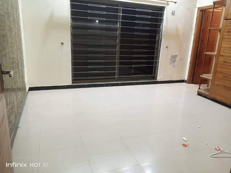 10 marla ground portion available for rent in bahria town phase 5 12