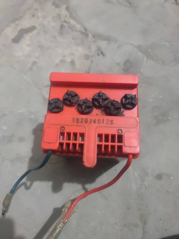 service battery 70/125 for sell . . call03037099935 1