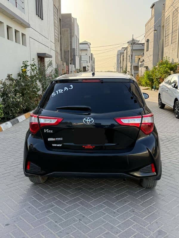 Toyota Vitz 2018 5