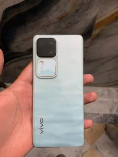 Vivo v30