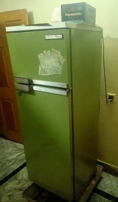 FRIDGE IN EXCELLENT CONDITION FOR SALE