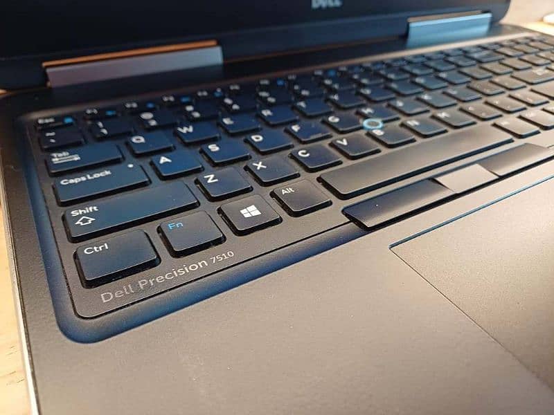 4GB Nvidia • i7-6th (H Processor) • 16GB/256GB SSD 3