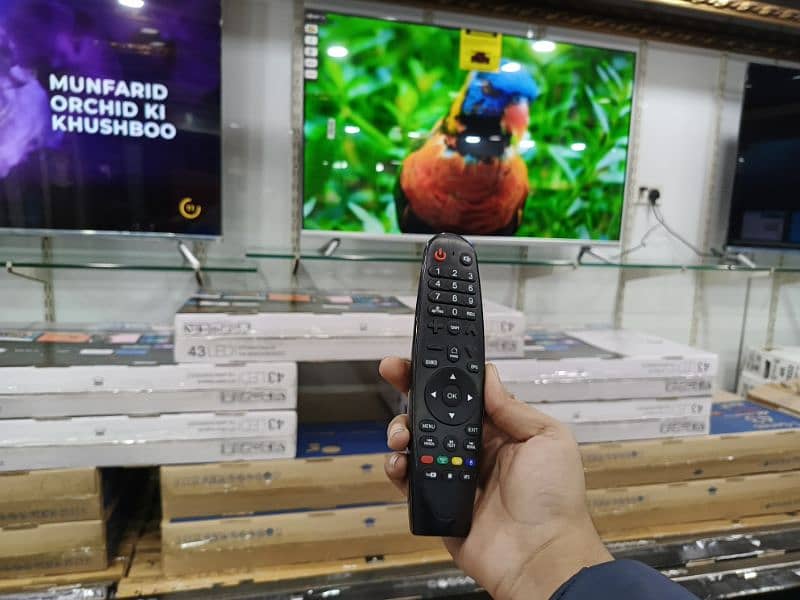 Led Andriod 65 InChes Tv Box pack  03004675739 1