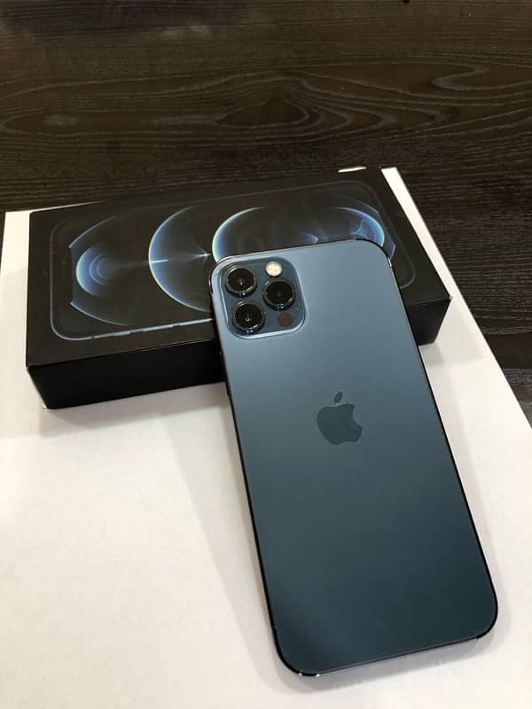 IPhone 12pro 256gb with Box 4