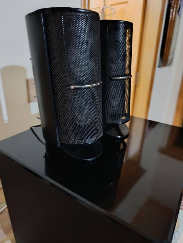 JVC Speakers 2.1 5