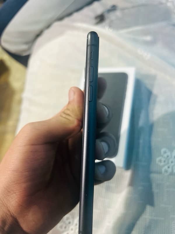 iPhone 11 nonpta 64 gb 3