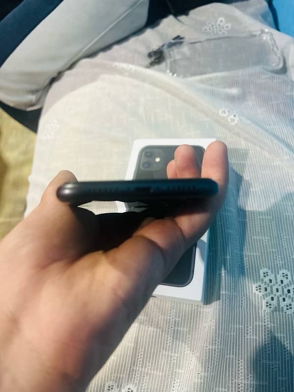 iPhone 11 nonpta 64 gb 4