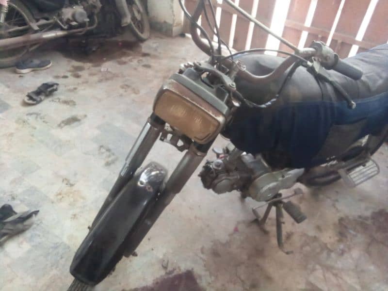 sale bike, urgent sale, motorcycle bike 70 bike 1