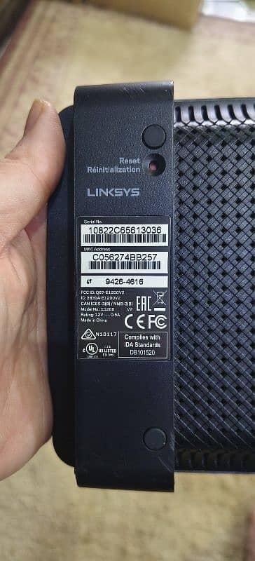 Linksys E1200 Wireless N Router 2