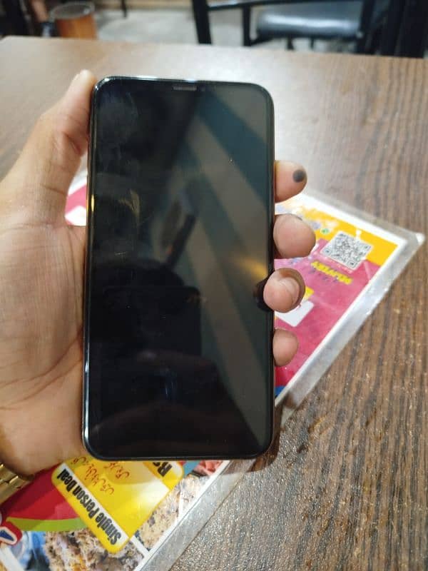 iPhone XS Max non PTA Factory Unlock 2