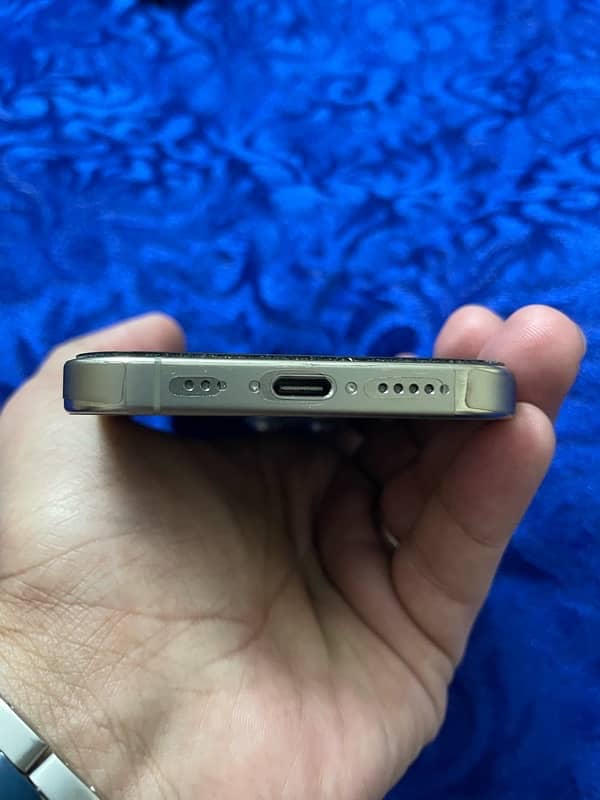 iPhone 16 pro non pta 6