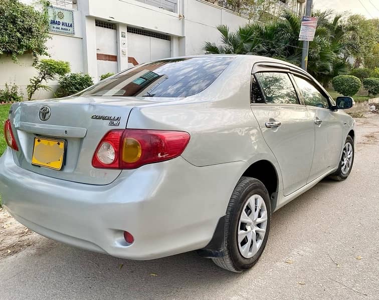 Toyota Corolla GLI 2010 8