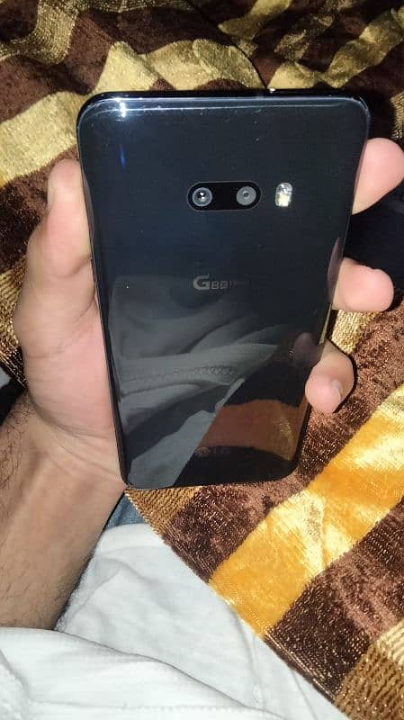 lg g8x in fresh condition 3