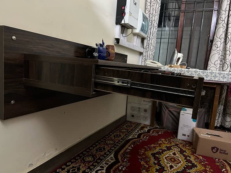 5ft wall mount study or work table with drawers 3