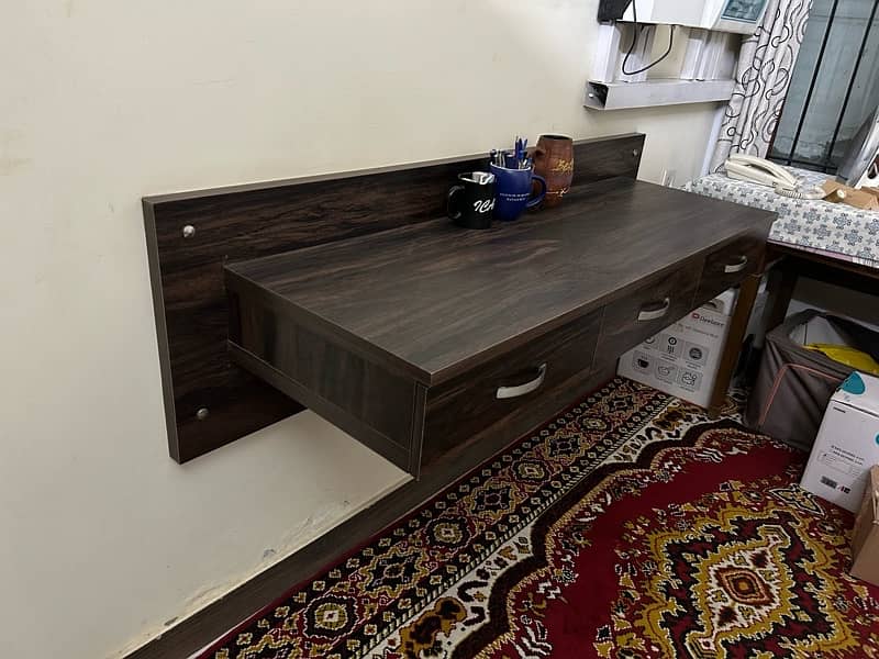 5ft wall mount study or work table with drawers 4