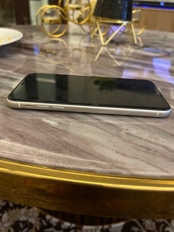 iphone 11 white color, Non PTA , condition 10/10 , battery health 79. 5