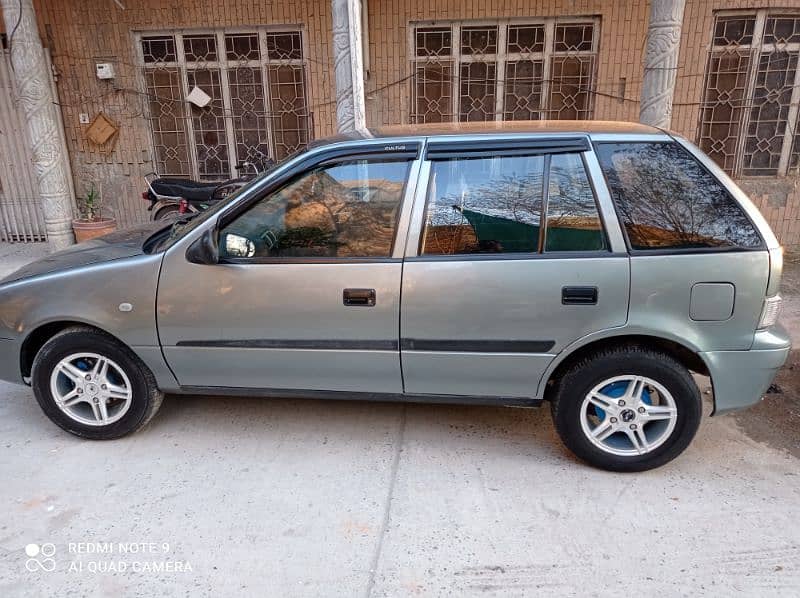 Suzuki Cultus 2012 3