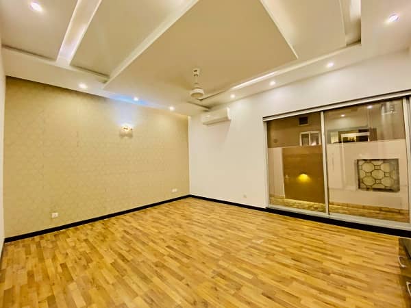 1 Kanal Full House For Rent in DHA Phase 6 Prime Location Near Dolmen Mall 6