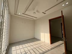 5 Marla Full House For Rent in DHA Phase 5 Prime Location Lahore Near Park & Commercial Amanities