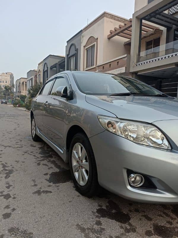 Toyota Corolla Altis 2010 10