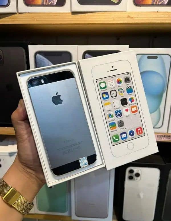 iPhone 5S 64 GP my WhatsApp number 03046501951 1