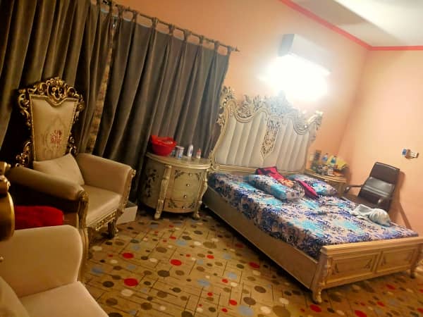 1 kanal Fully Furnished House Is Available For Sale In DHA Phase 4 Lahore At Super Hot Location. 11