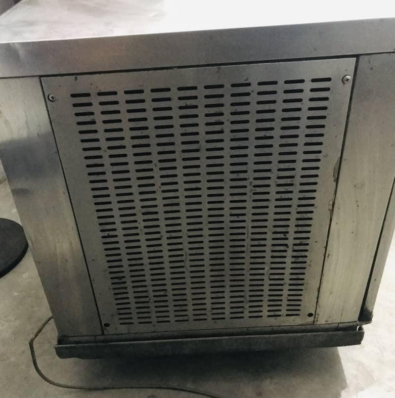 Imported freezer + chiller for sale in very good condition 2