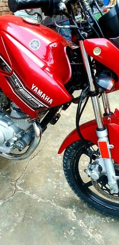 yamaha ybr lush condition nov 2015 jappneis model