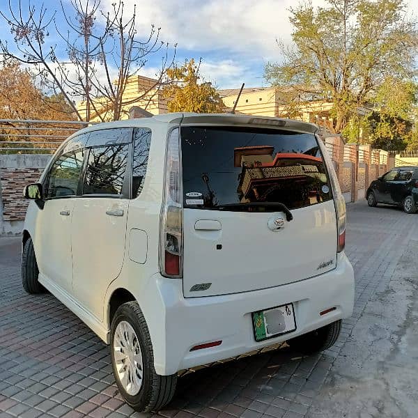 Daihatsu Move 2012 4